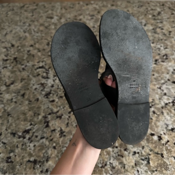 Gucci Black Sandals with Silver Accents - Picture 4 of 4